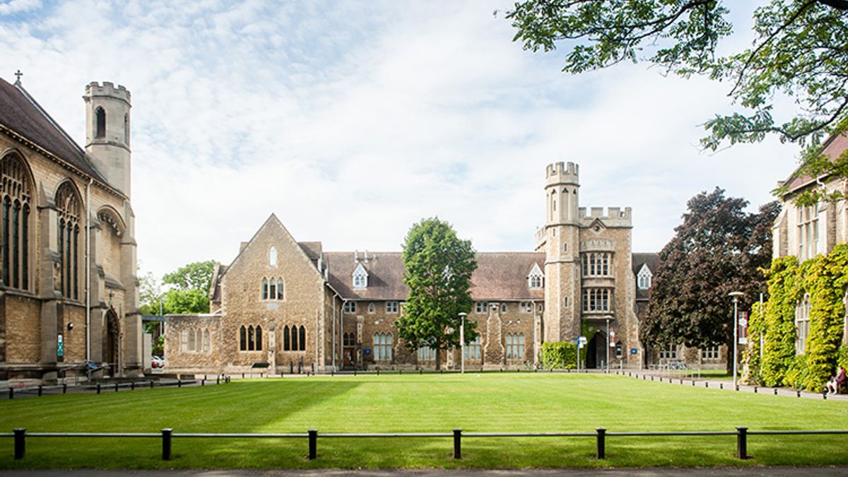 University of Gloucestershire, Cheltenham Town Guide | Hands On - BEO