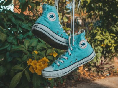 A pair of converse dangling